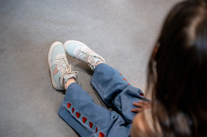 Tinycottons STRAWBERRIES embroidered jeans light blue denim