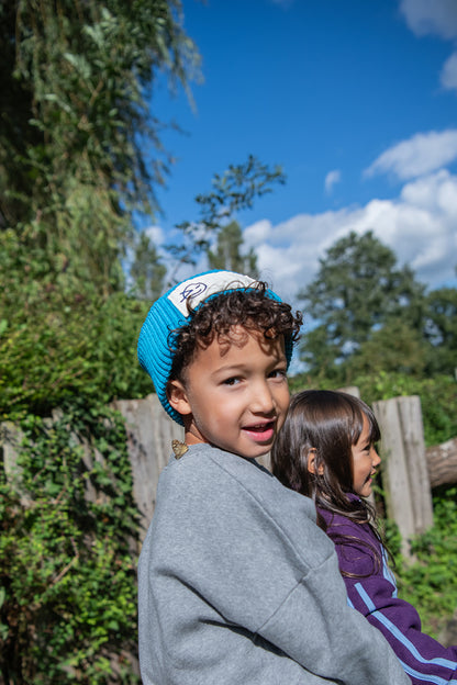 The Campamento BLUE HAT oversized sweatshirt